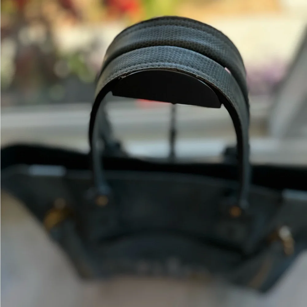 Chloe Blue Tote Bag - Picture 11 of 16